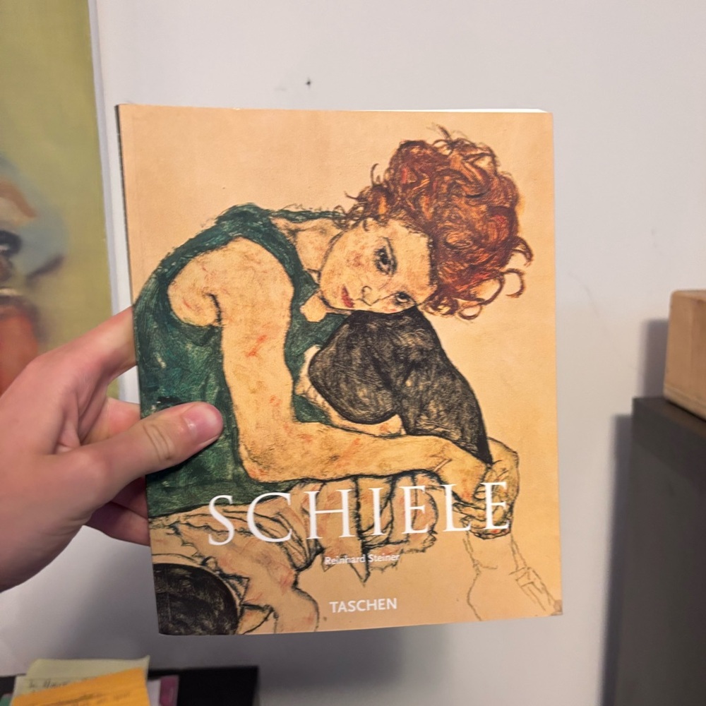 Egon Schiele taschen Art Book